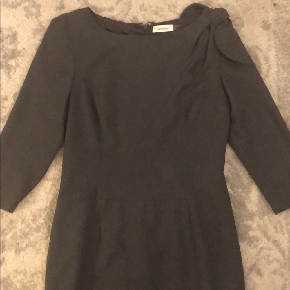 Calvin Klein Grey dress with bow detail Sz 6